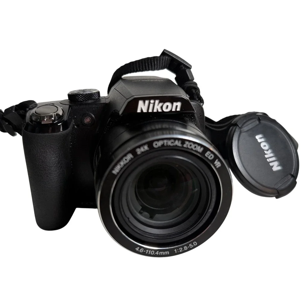 Nikon Coolpix P90 Digital Camera 12.1MP 24x Zoom Black Bundle with Lowepro Bag
